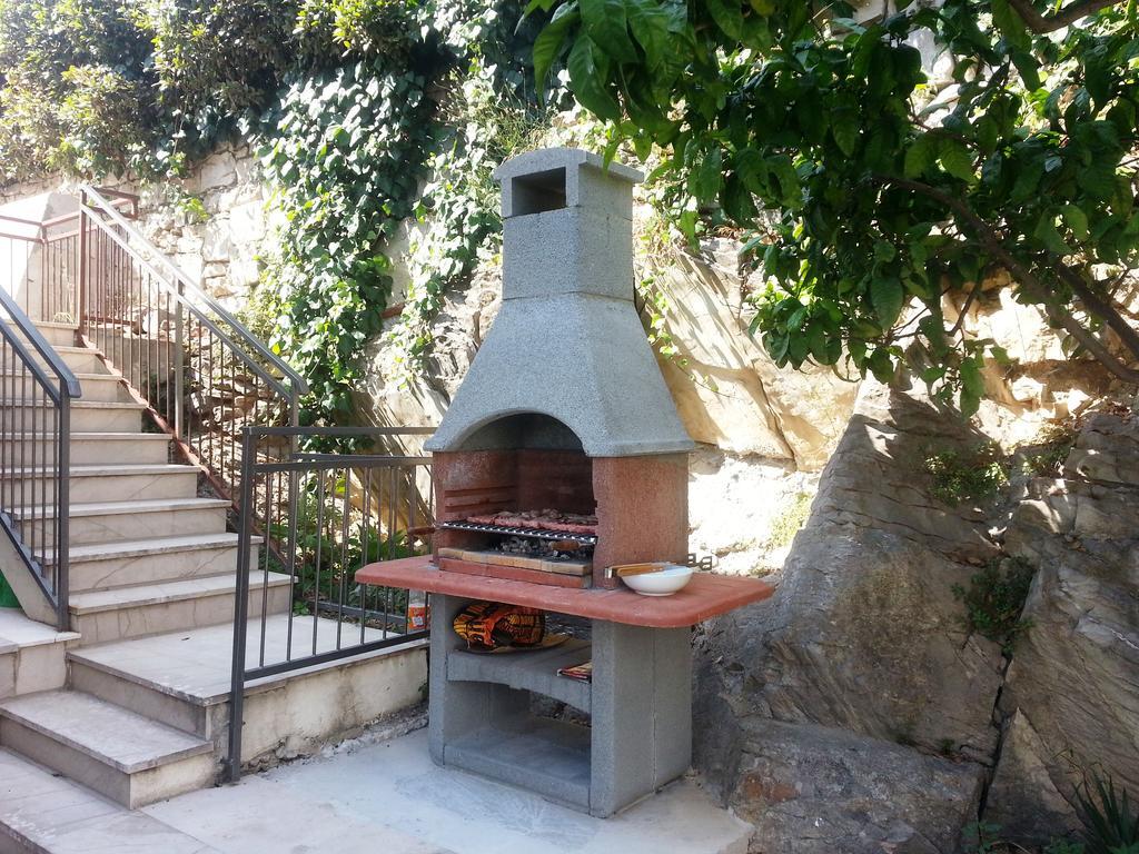 Holiday Home Petra Podstrana Exterior photo